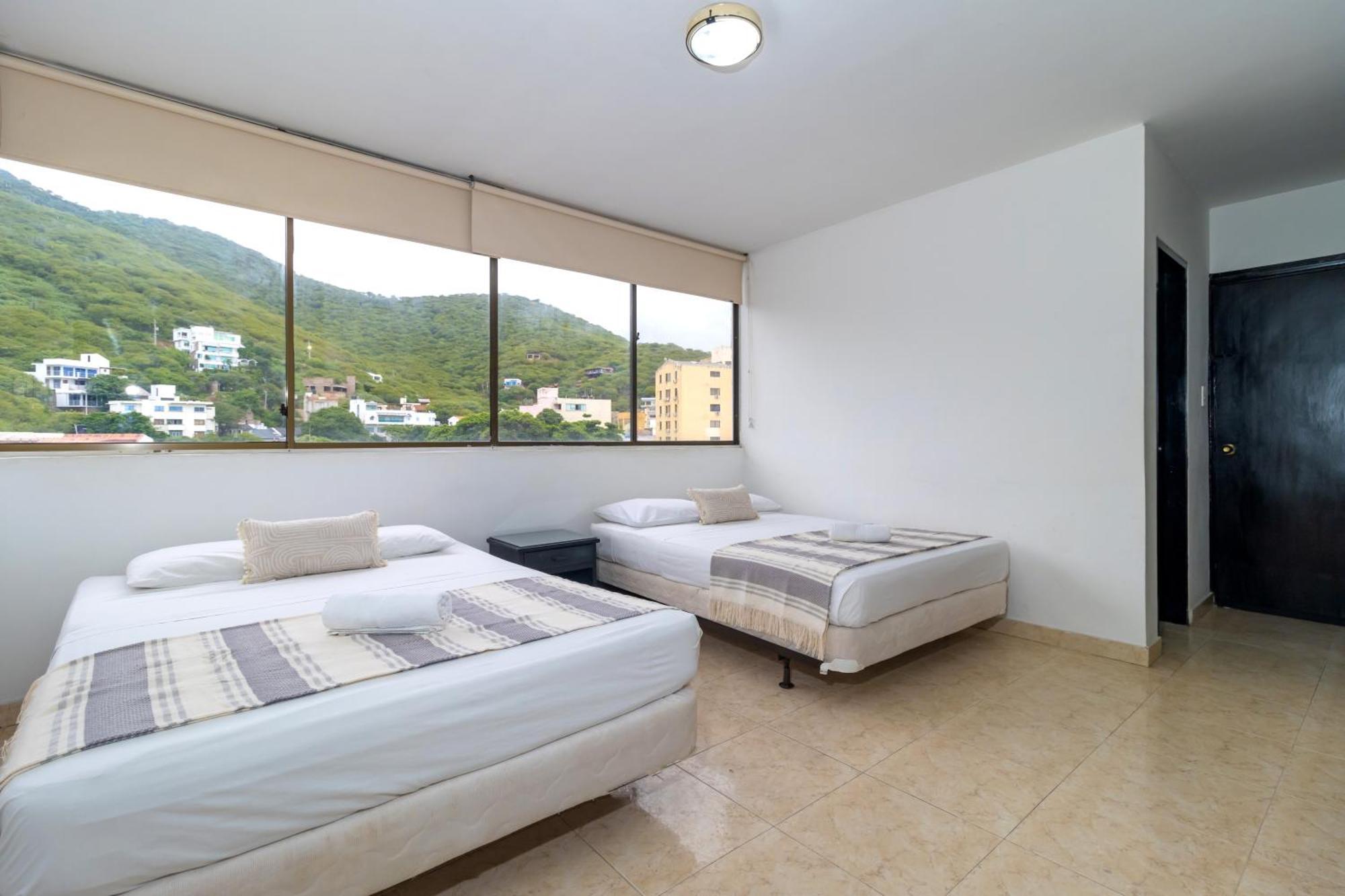 Hotel Axis Inn By Geh Suites ซันตามาร์ตา ภายนอก รูปภาพ
