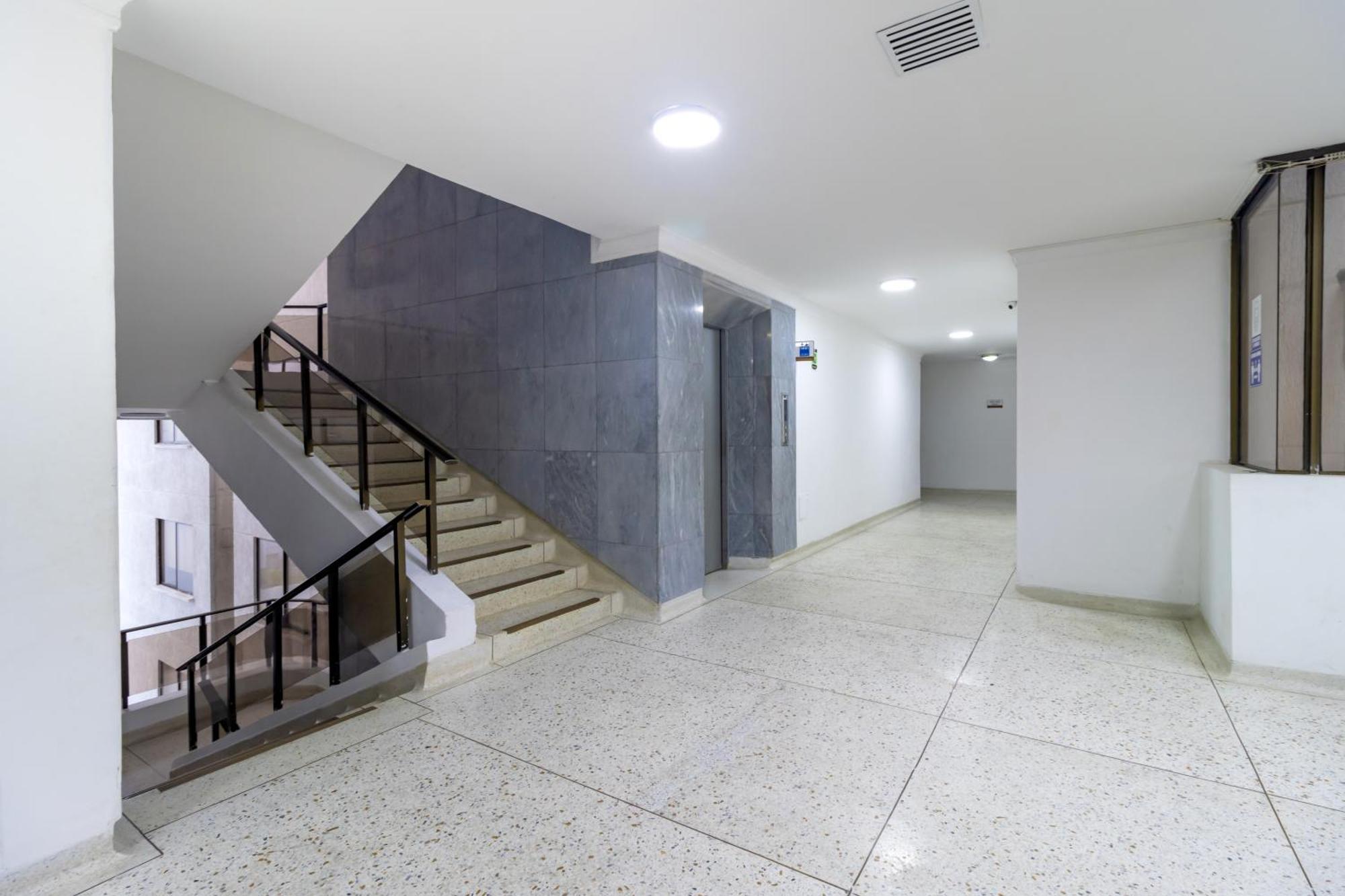 Hotel Axis Inn By Geh Suites ซันตามาร์ตา ภายนอก รูปภาพ